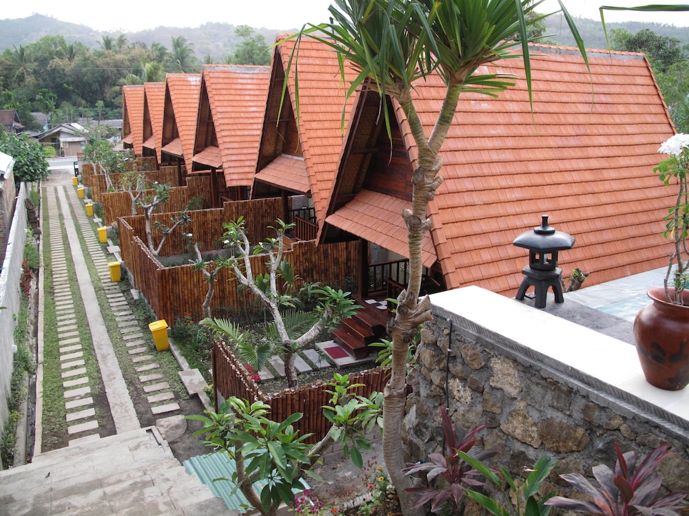 Yoki's Bungalows