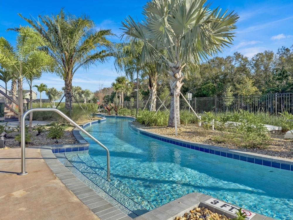 Storey Lake Resort 5 Bedroom Townhome Pet Friendly 5 Townhouse