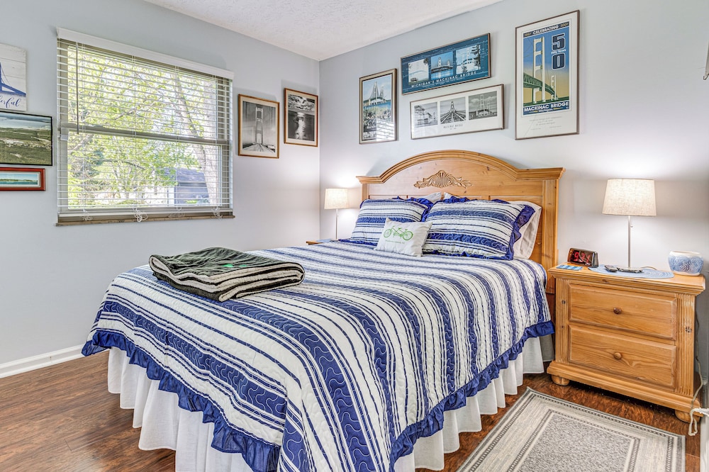 12 Mi to Indianapolis Motor Speedway: Home w/ Deck
