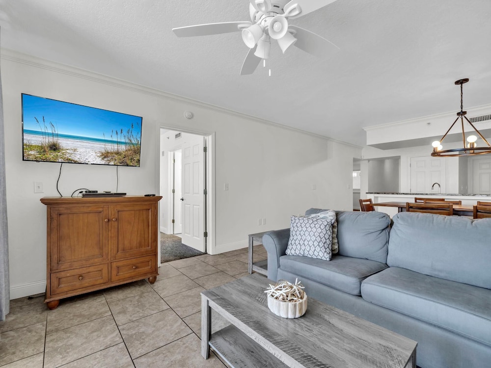 Emerald Beach 2336