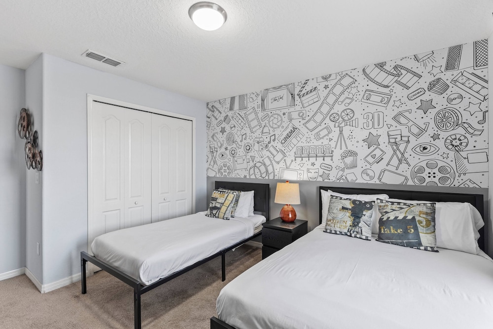 8893 Candy Palm Road