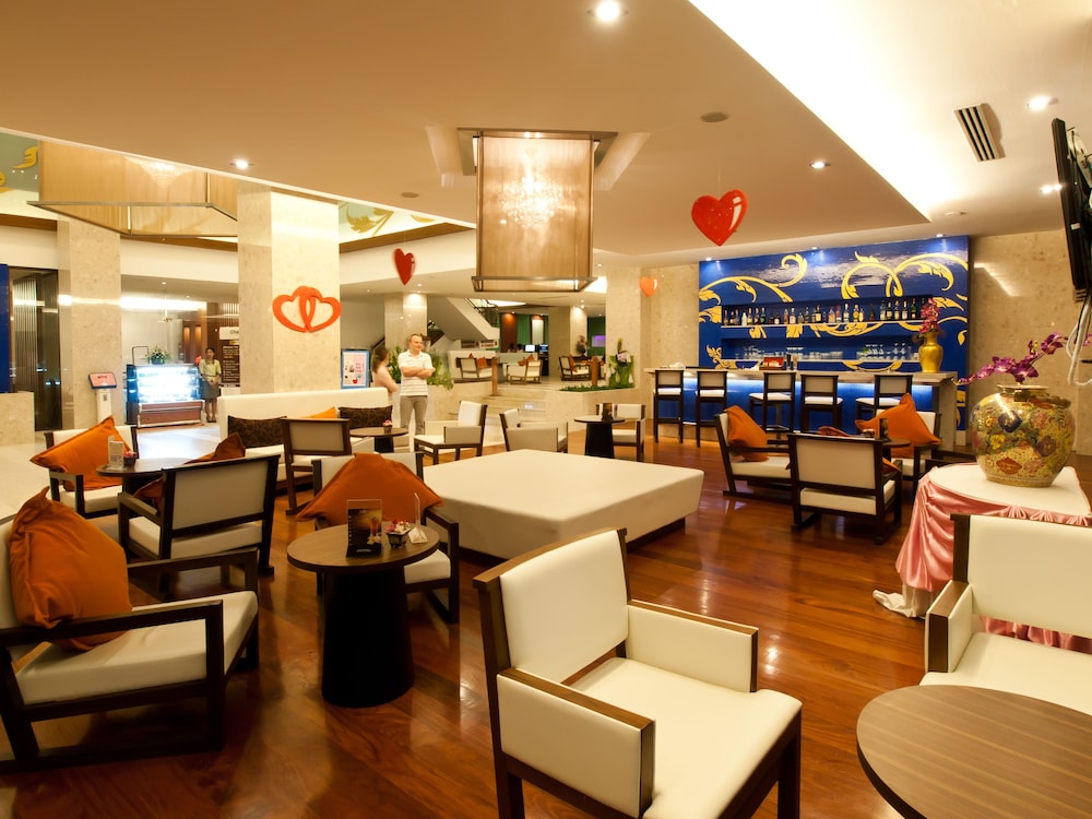 GRAND JOMTIEN PALACE HOTEL