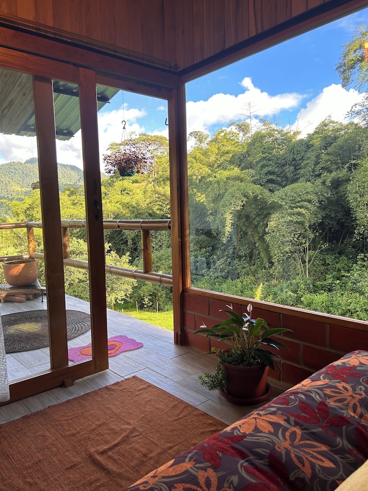Green Bamboo Lodge