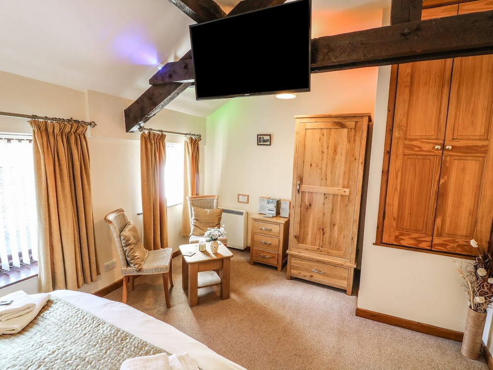 Juniper Cottage view 2
