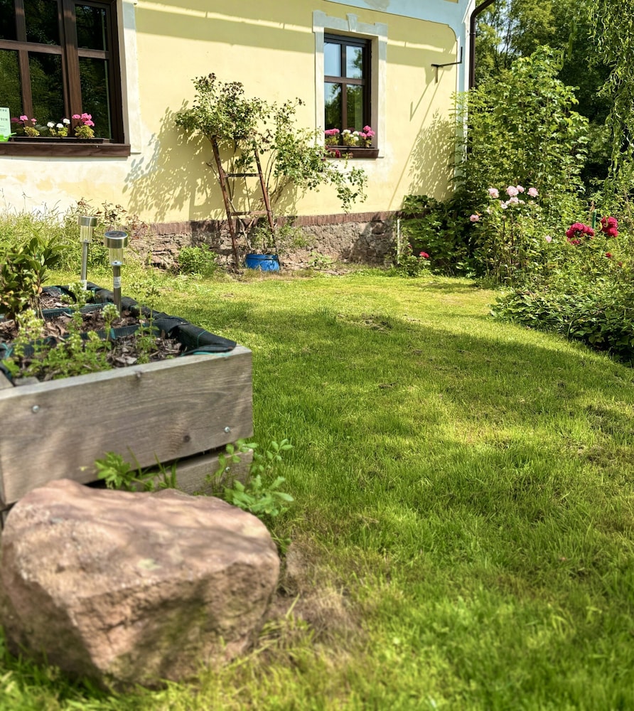 Villa in Rudnik With Private hot tub