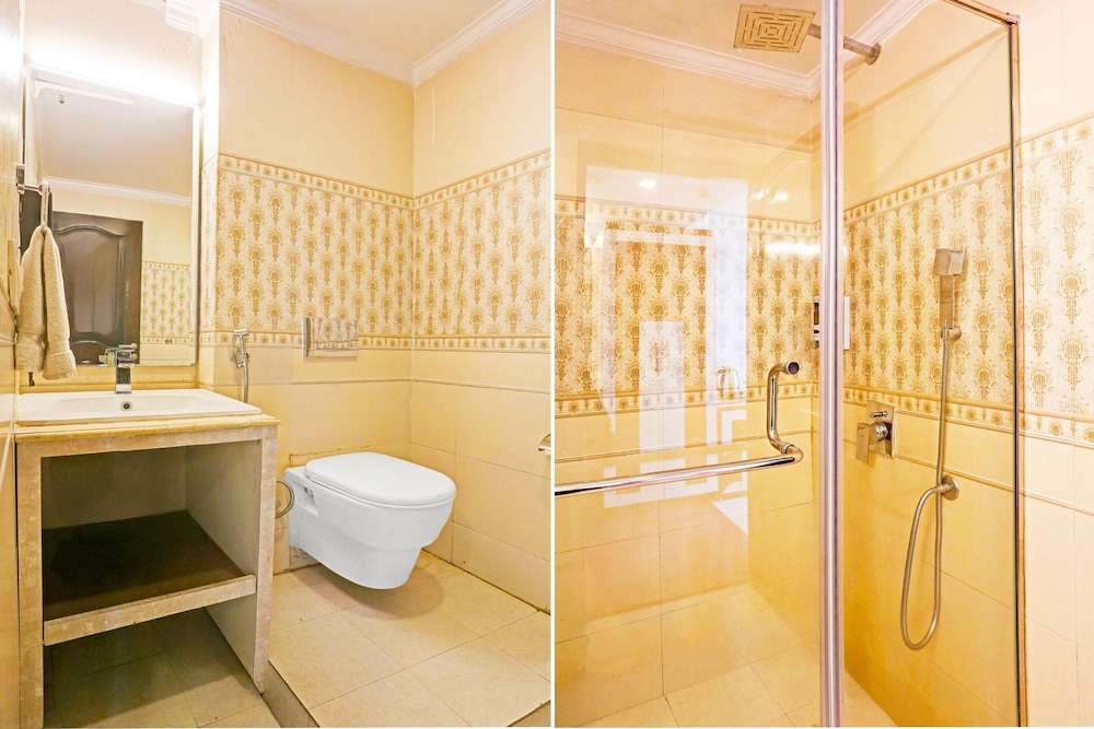 Stylish Room With Mesmerizing View Dharamshala