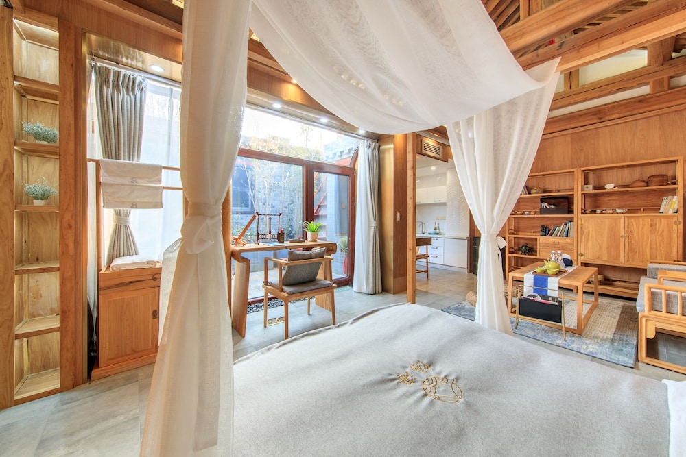 Isvara Flowing Ocean Guesthouse