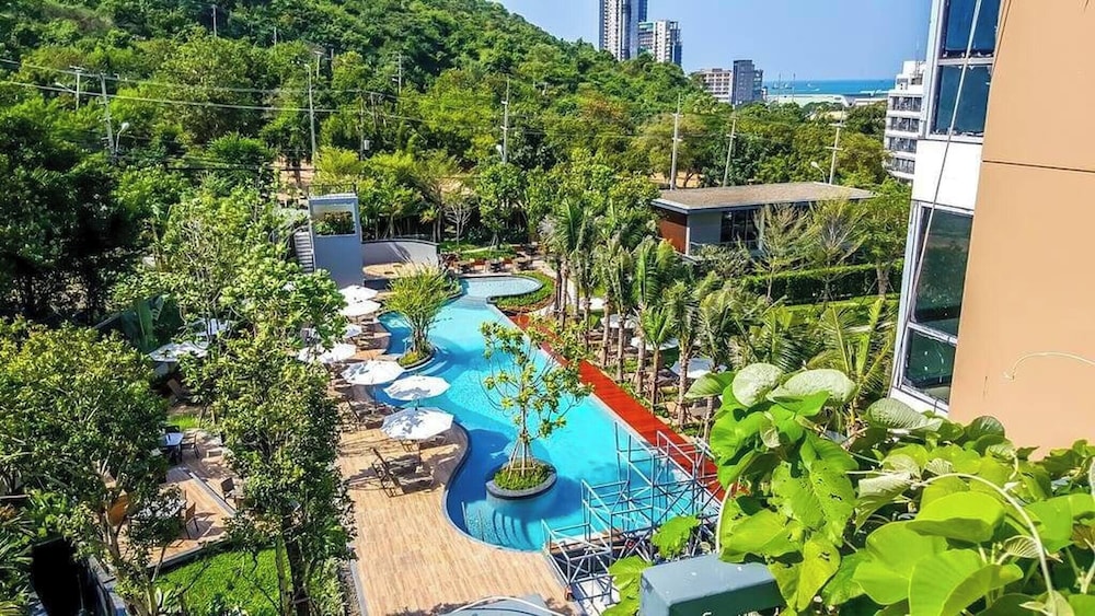 432- Downtown 1 Bedroom Apartment, Unixx Pattaya