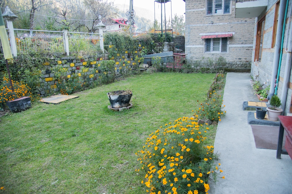 Photo 25