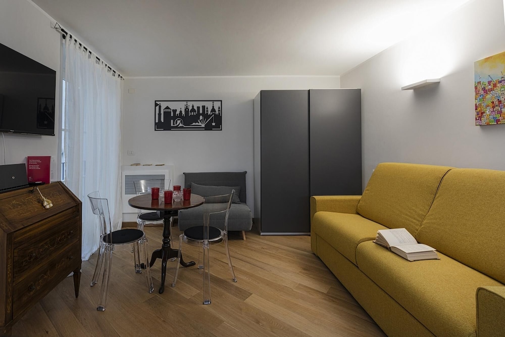 Superba Studio in Genova view 3
