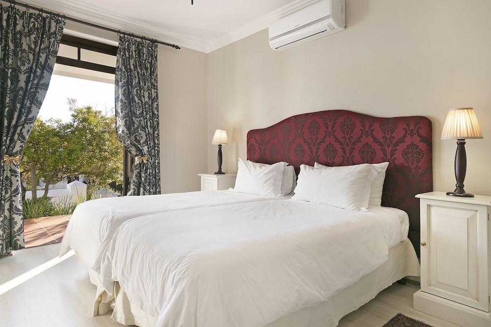 Winelands Golf Lodges at De Zalze