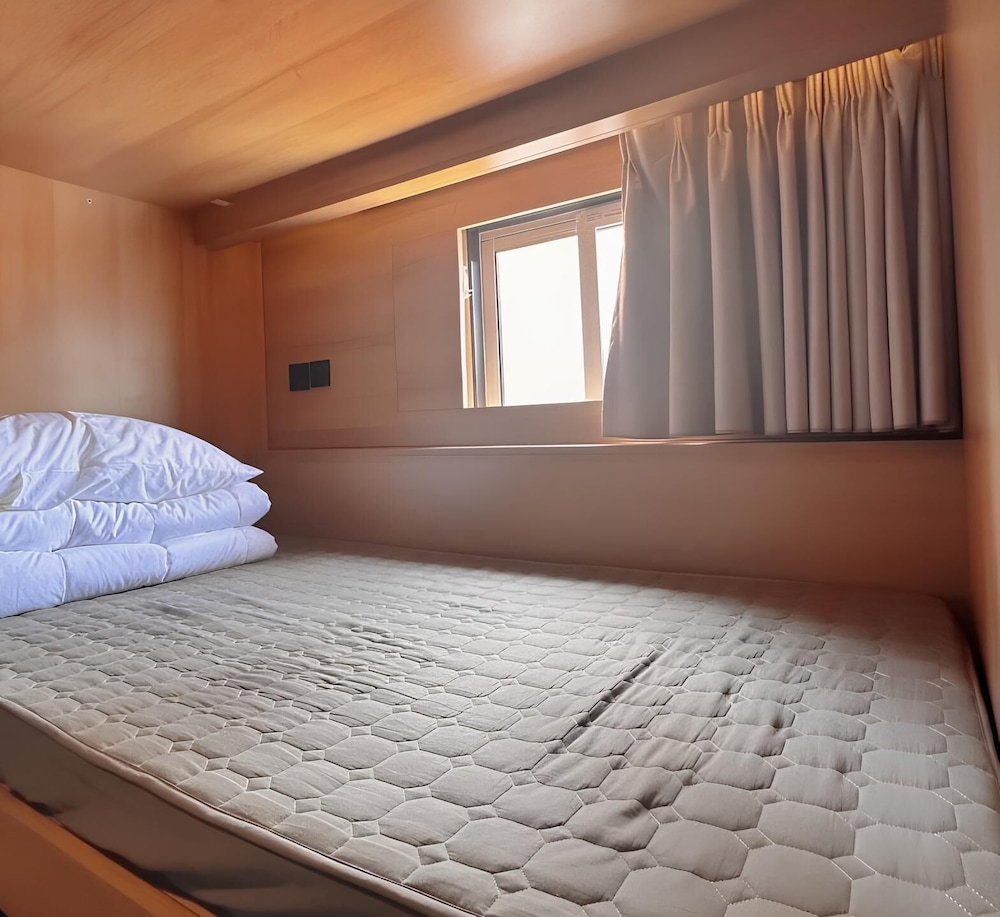 Iforest Youth Hotel - Nanjing Road Pedestrian Street Huanghe Road Store