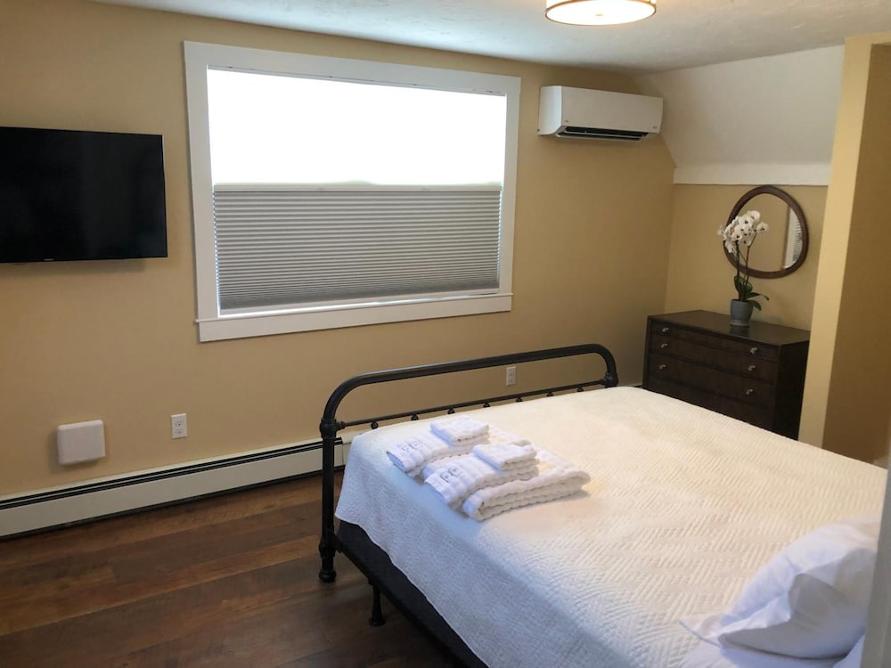 Sea Street Inn