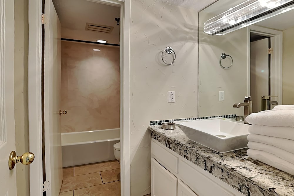 Breakers East by Southern Vacation Rentals