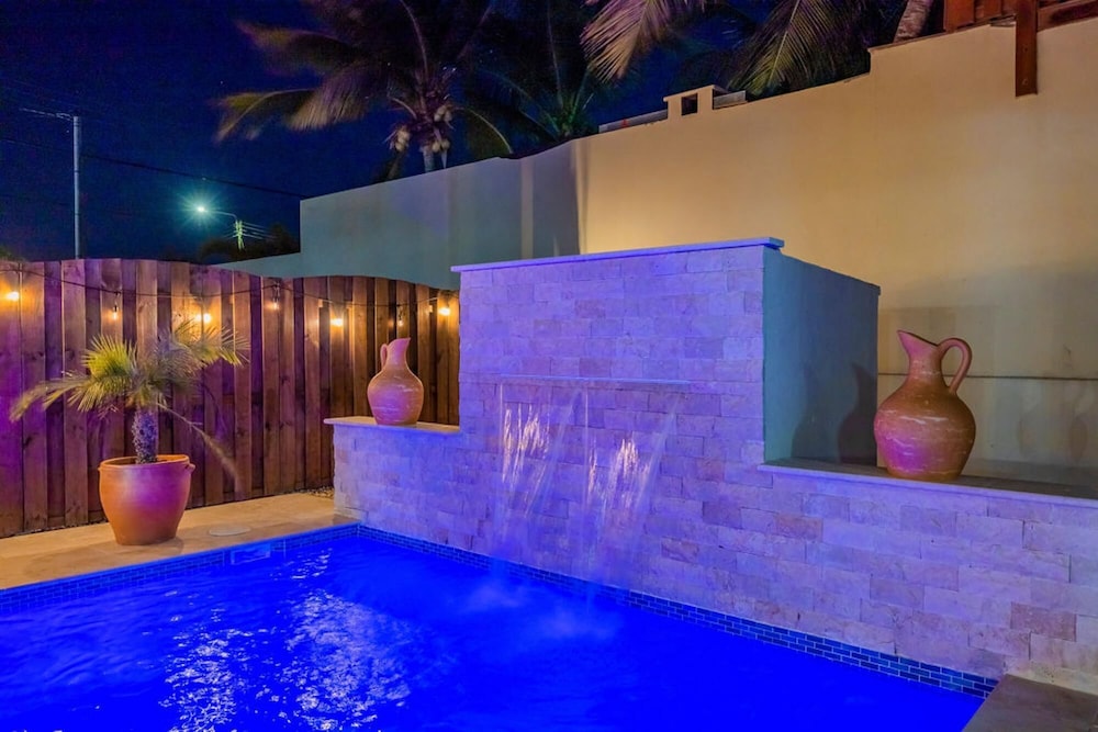 3BR Privatepool - Outdoor Dining - Great Location