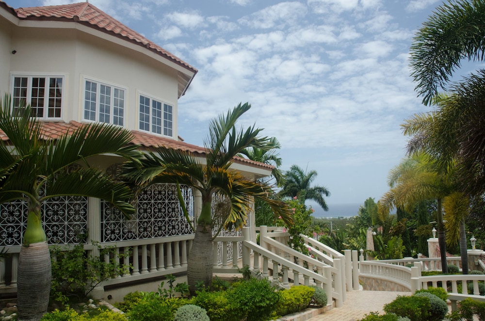 Bertrann Bed & Breakfast