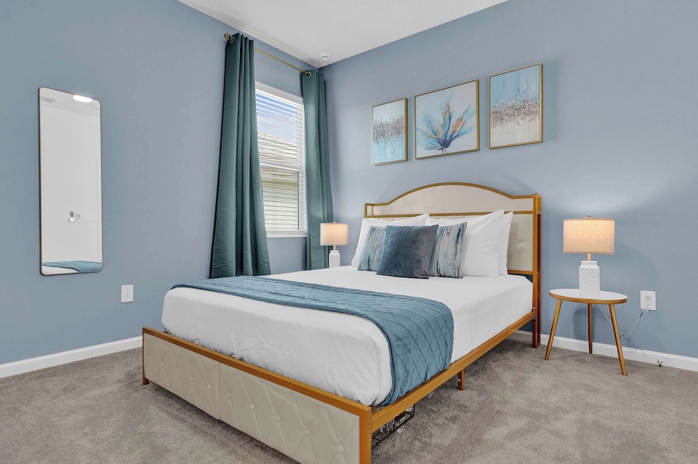 Upstay Epic 15br Mansion for Big Groups Near Parks