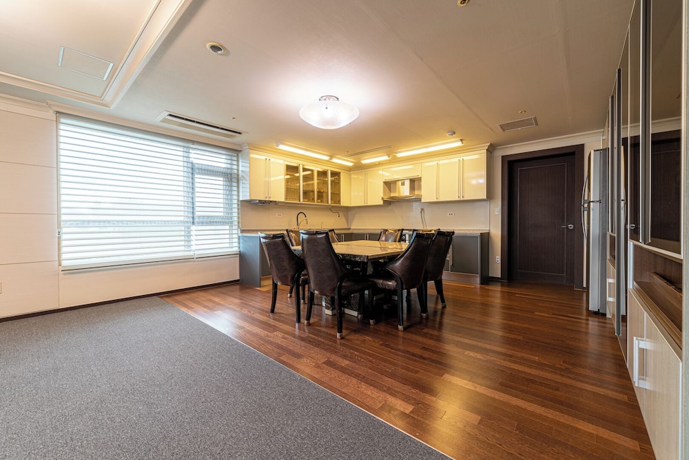 Sejong Party House