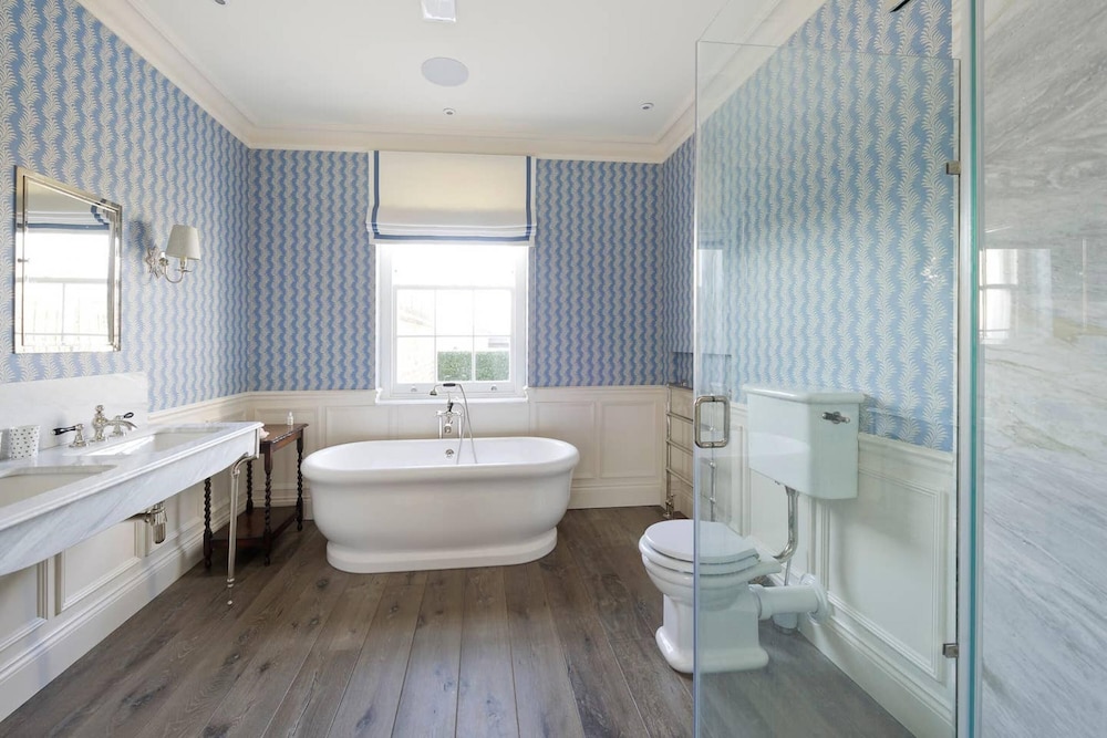 Elegant 5-bed House Chelsea