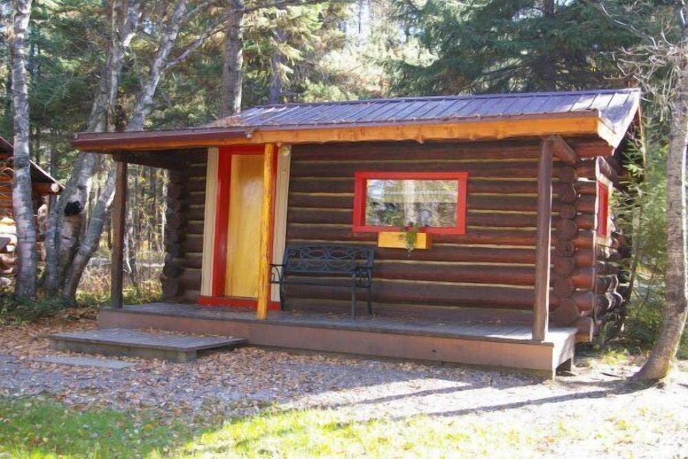 Lake Five Resort