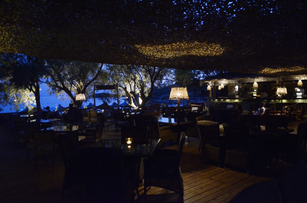 Porto Koundouros Beach and Villas
