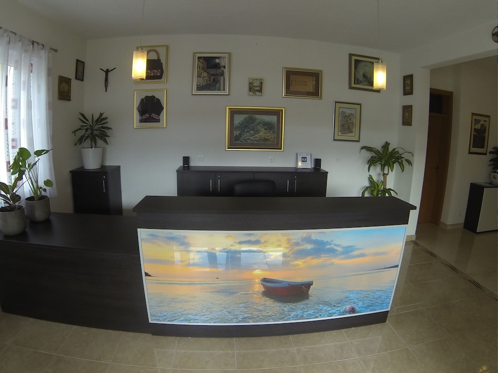 Apartments Vila Adrijana and Fitness Studio Wolf