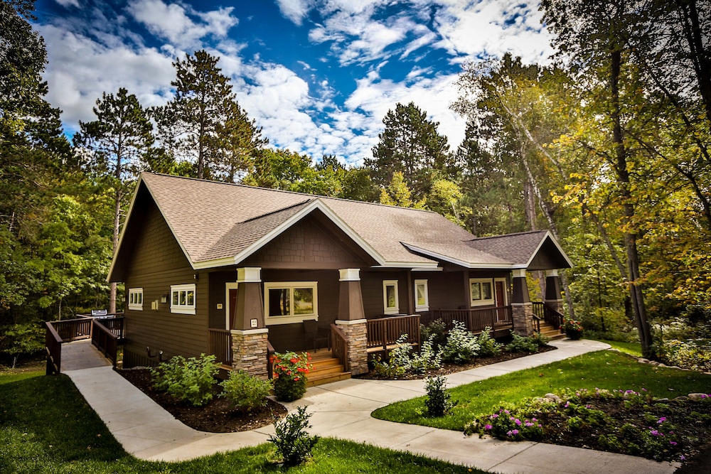 Grand View Lodge