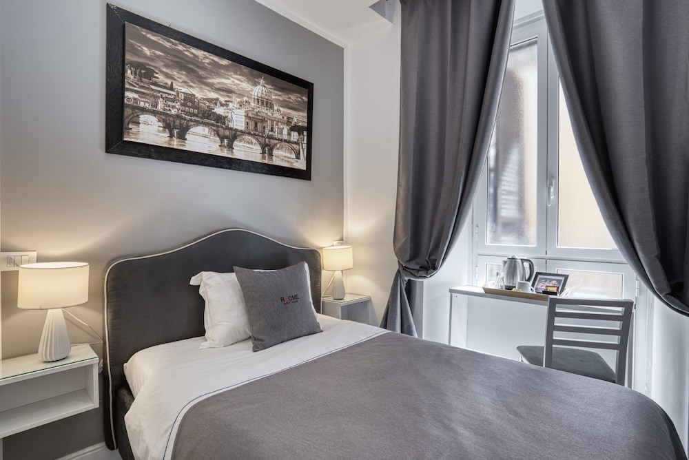 Rhome GuestHouse