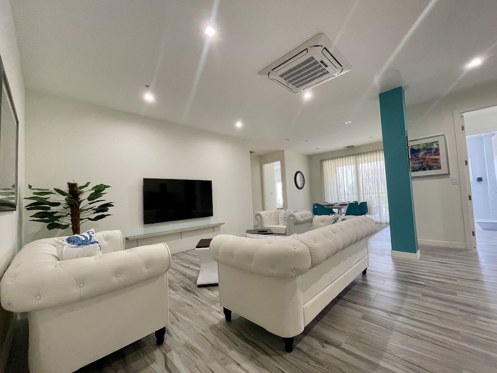 The Cove - Condo Hotel - Perfect Location