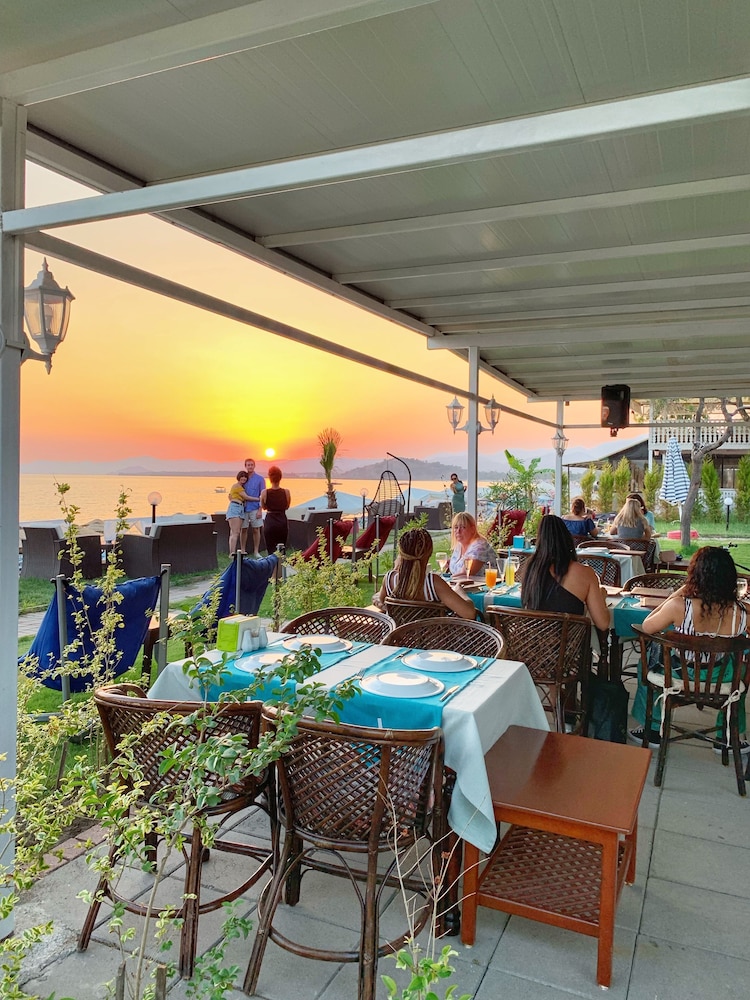 Yücel Otel - Image 37