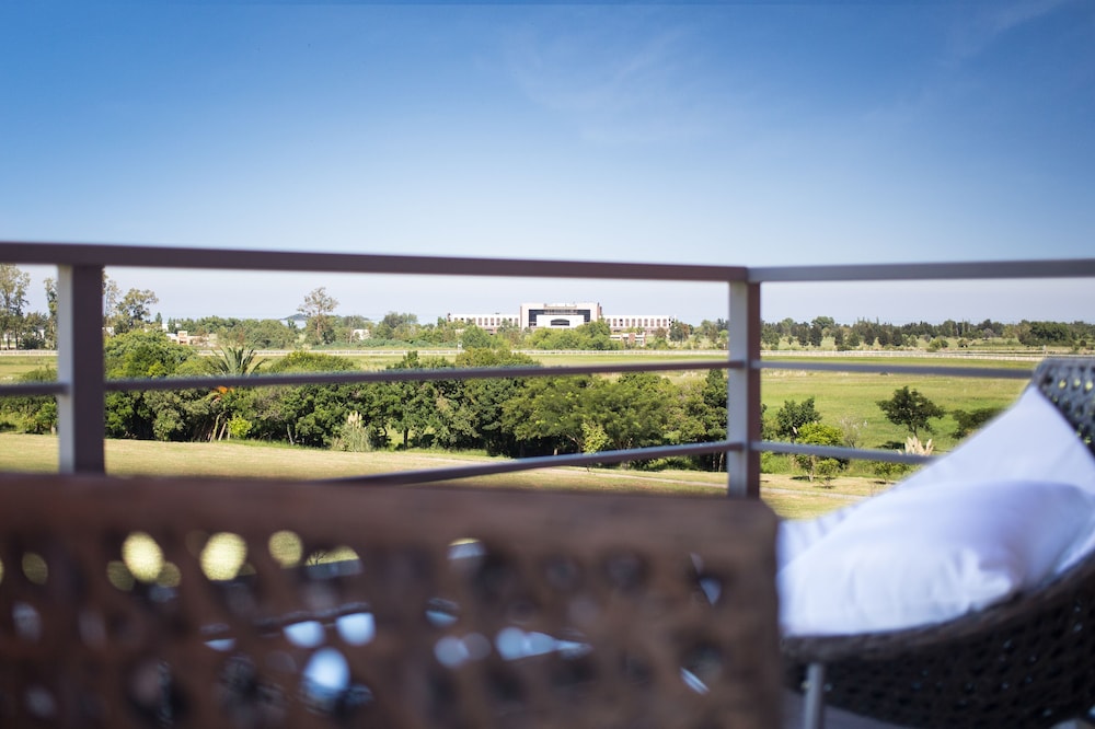 Lomas del Real Resort