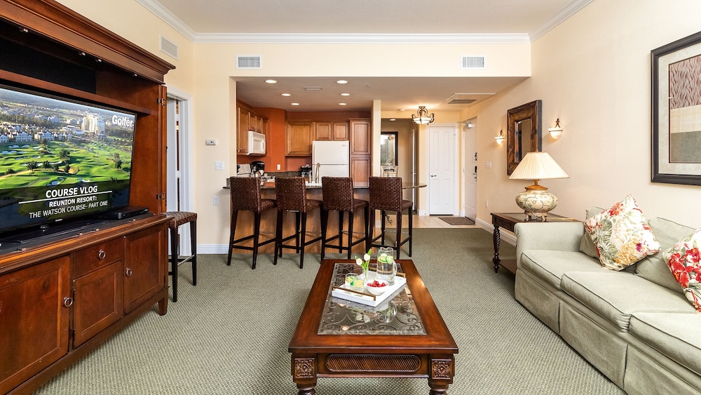 Fun In The Sun in Reunion - Image 5