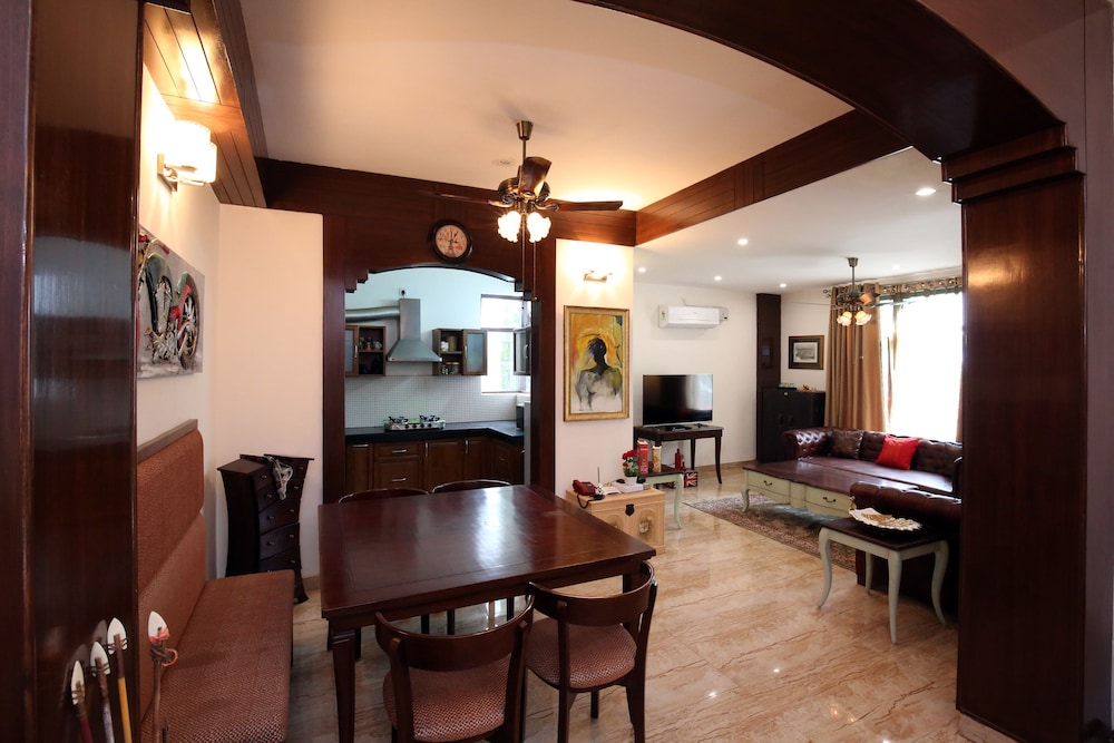 OYO 9308 Home Valley View 2 BHK Villa Near Kasauli