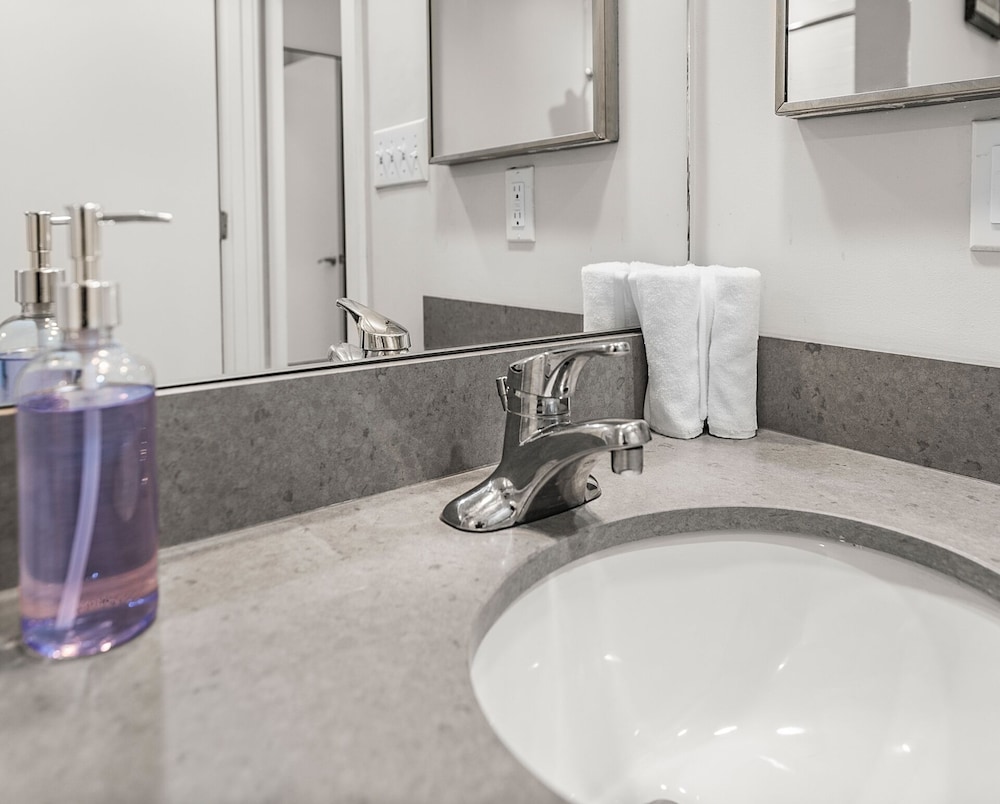 Furnished Apartment near BMC