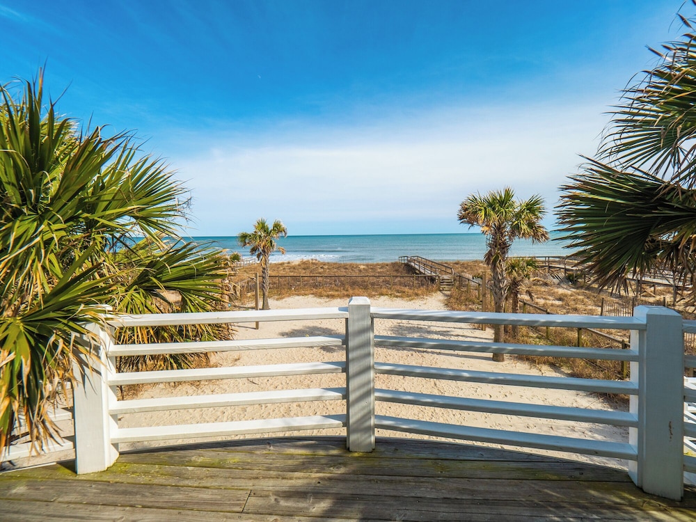 A Shore Cure by Carolina Retreats