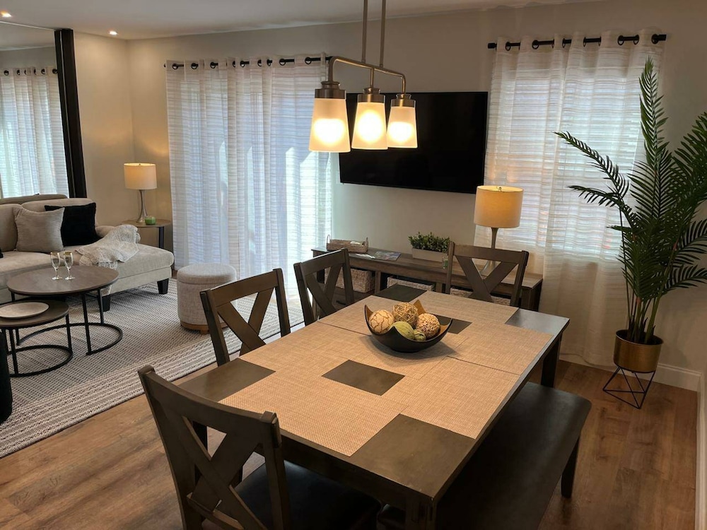 Amazing 2b Fantasy Resort
