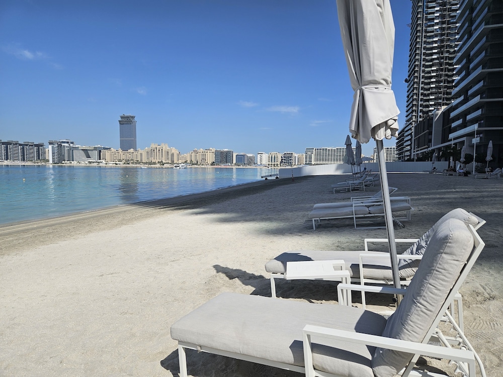 Vacay Lettings - Beach Vista  Beachfront