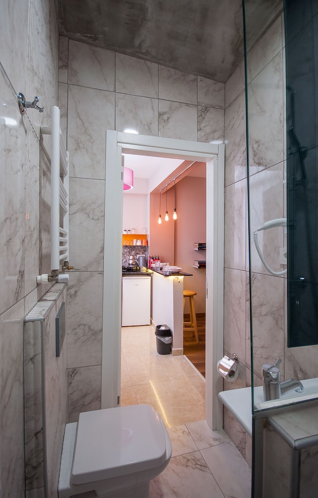 Newway Apartments