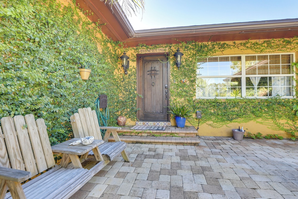 Sarasota Getaway w/ Private Pool & Backyard Oasis!