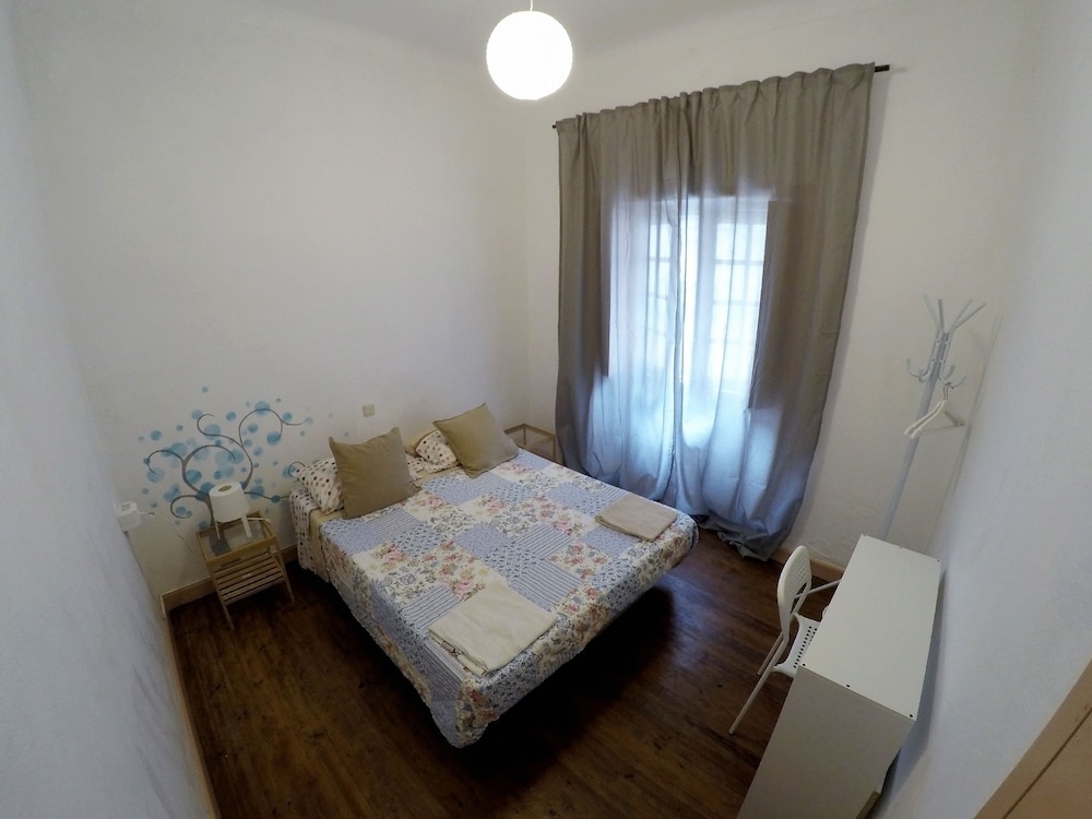 Aveiro Guest House en Aveiro — hotel room