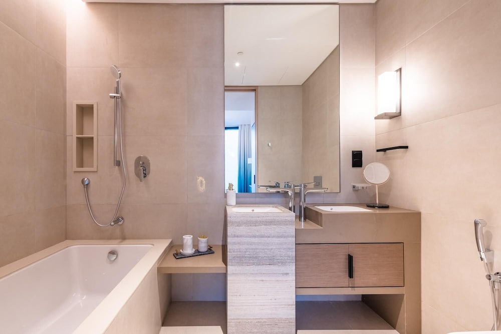 Luxury Marina View Apartment in Address JBR