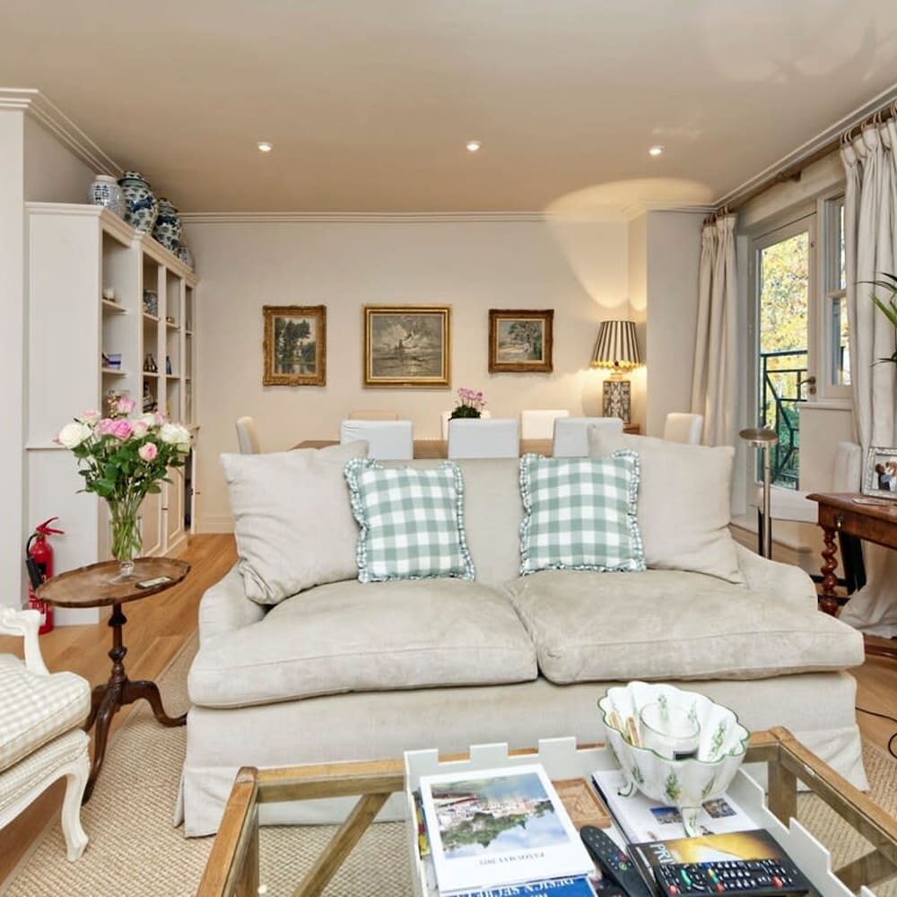 Gorgeous 4-bed House Near Museums Hyde Park