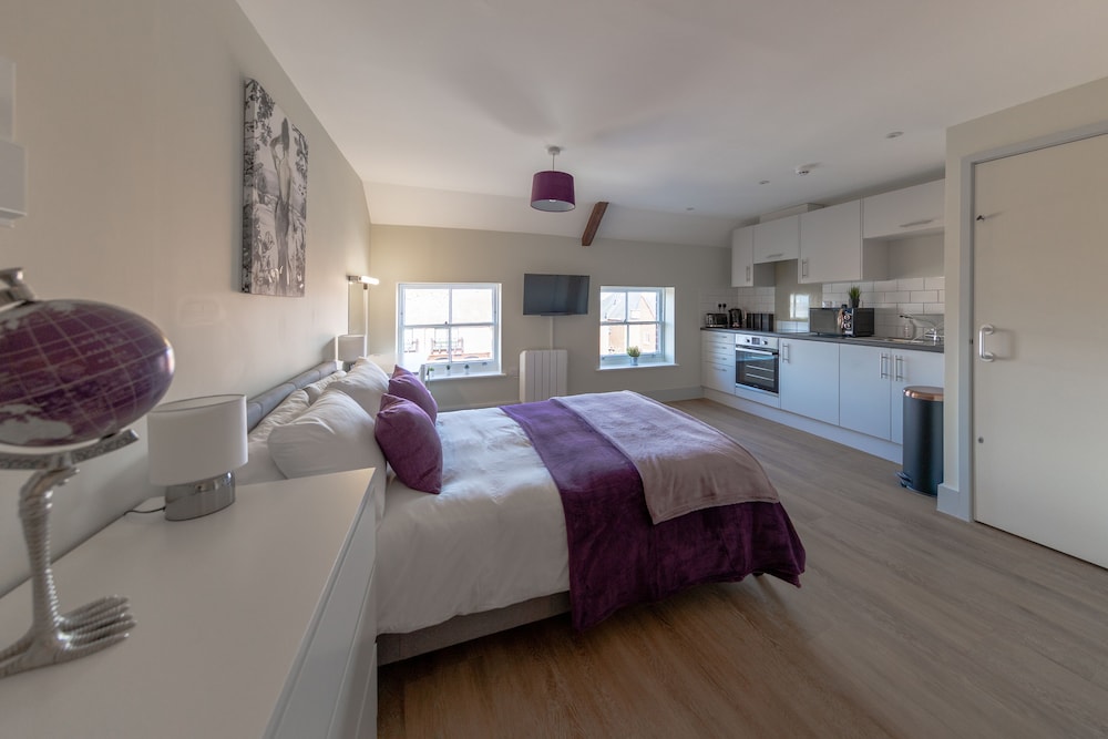 Apartment 10 Isabella House Hereford view 3