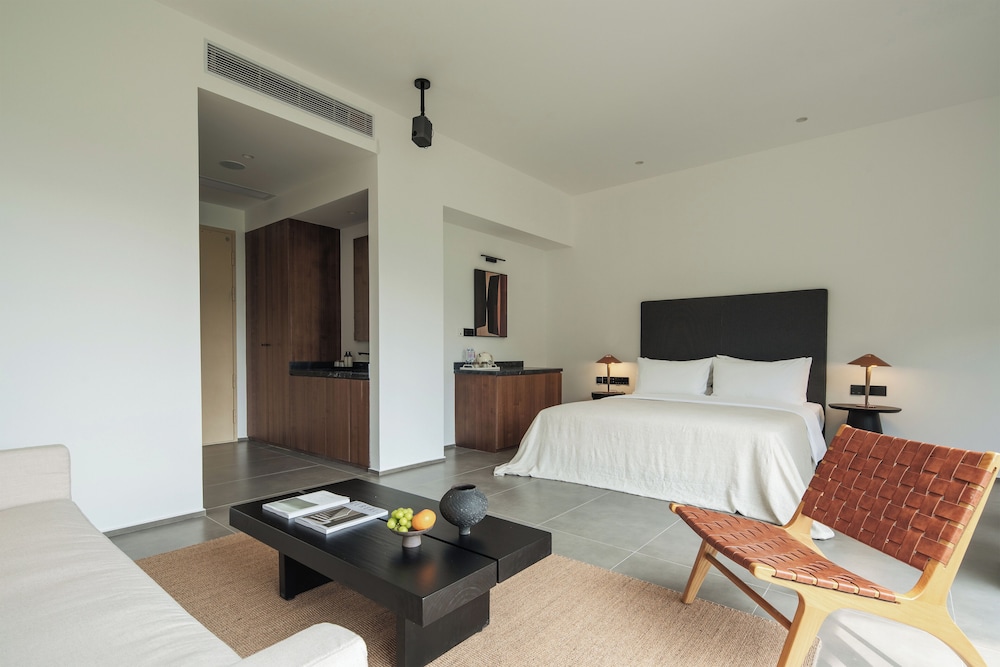 Miyue Shenzhen Tianlu Secret Wild Wizard Holiday Hotel
