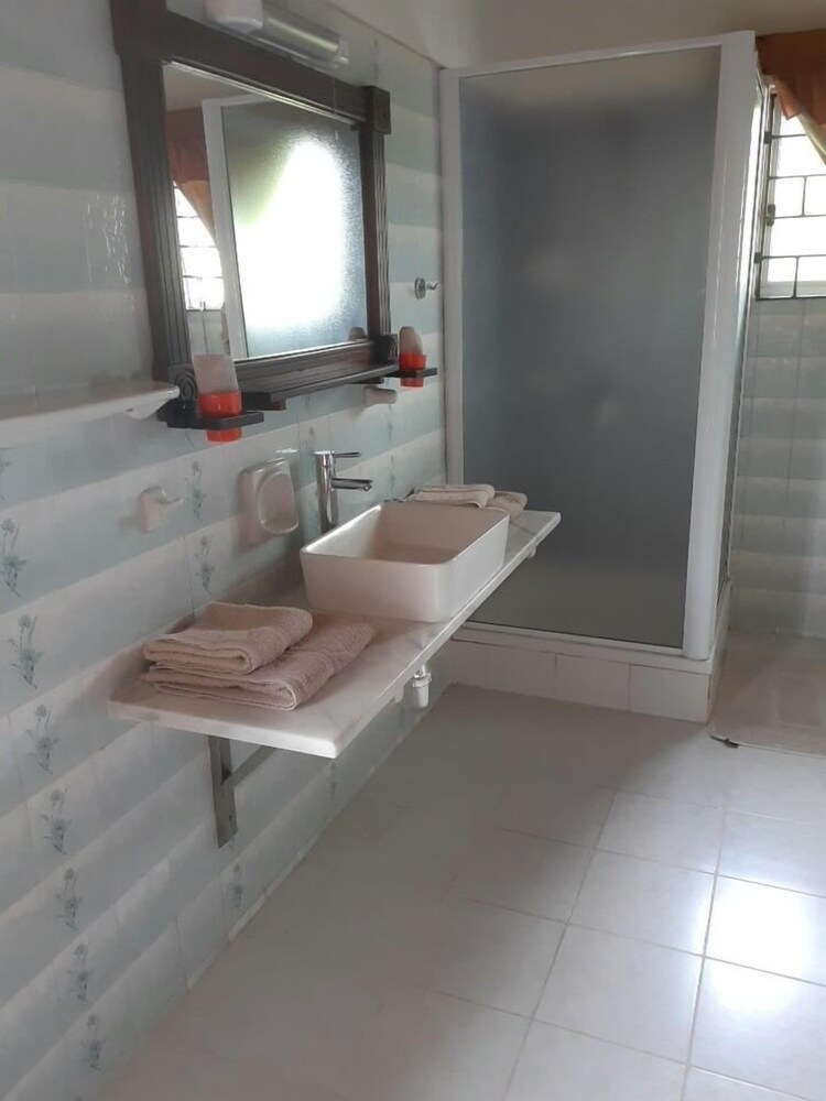 Le Tropique Villa - Adults Only