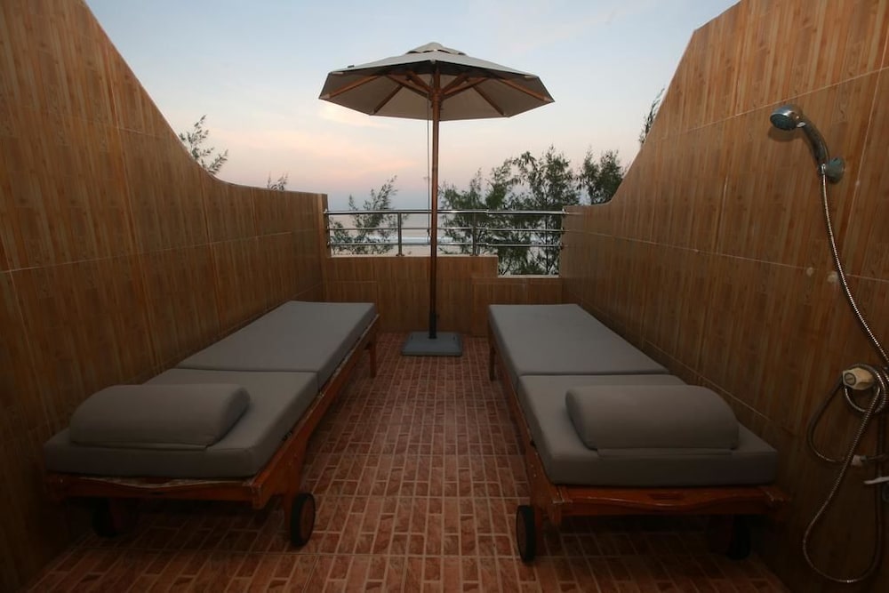 Eureka Serenity Athiri Inn