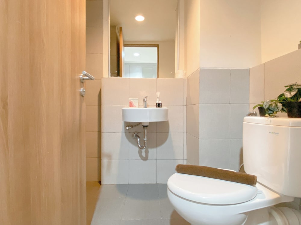Comfy Studio Apartment At Bogor Icon