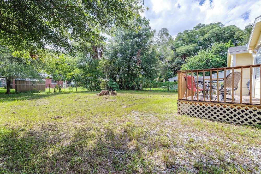 Charming Seminole Heights Getaway