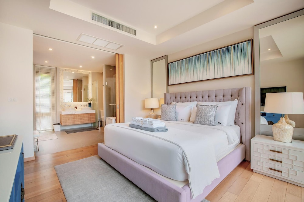 Stylish 3BR Pool Villa, Bang Tao + Airport Shuttle