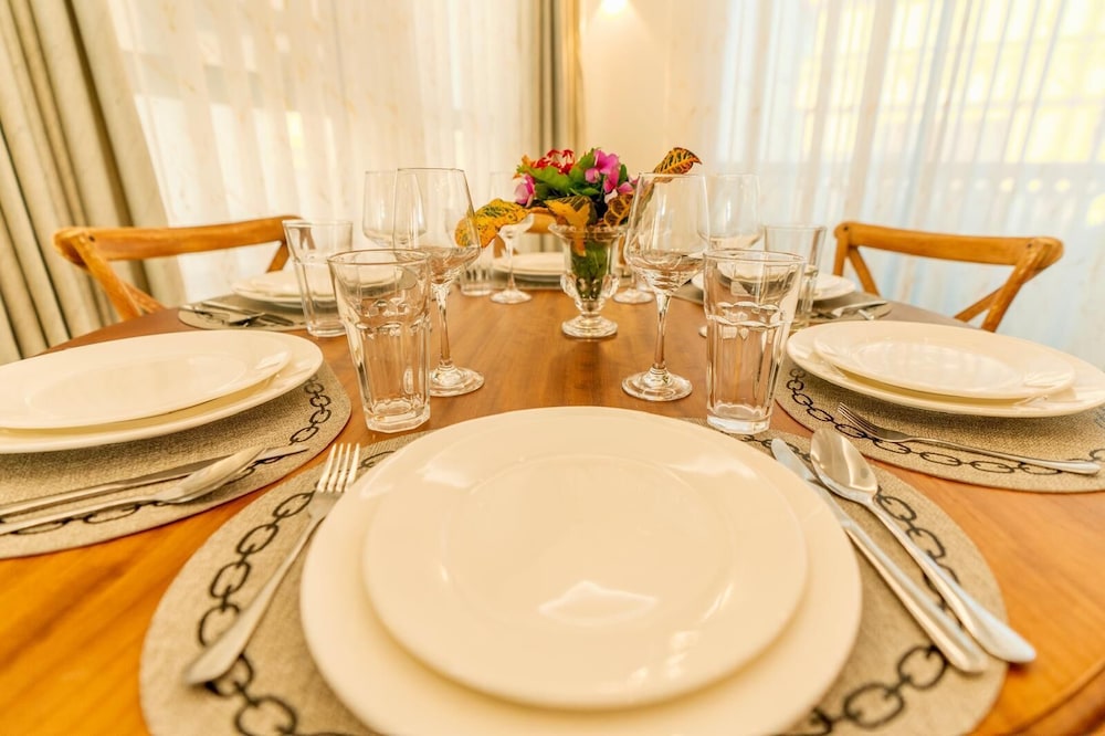 Leshan Luxury Villas